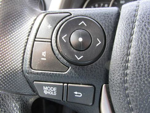 Used 2013 Toyota RAV4 XLE AWD/4WD image 16