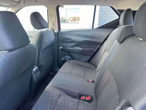 Certified 2023 Nissan Kicks SV image 10