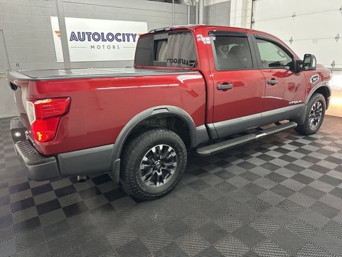 Used 2017 Nissan Titan PRO-4X w/ Pro-4x Convenience Package image 10