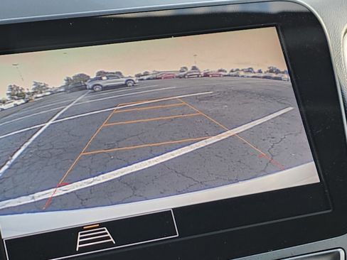 Used 2022 Chevrolet Malibu LT image 22