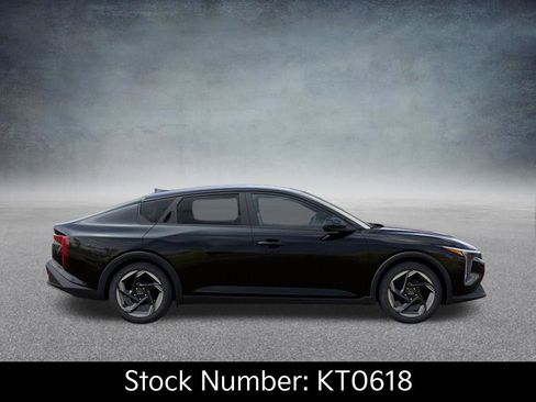 New 2026 Kia K4 EX image 7