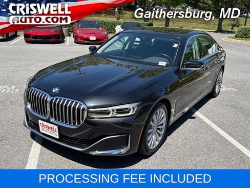 Used 2022 BMW 740i xDrive AWD/4WD image 1