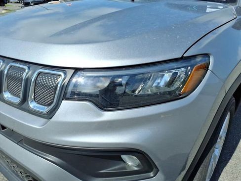 Used 2022 Jeep Compass Latitude w/ Convenience Group image 12