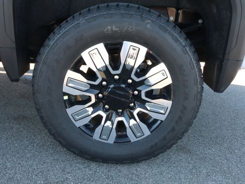 New 2026 GMC Sierra 3500 Denali w/ Denali Reserve Package image 22