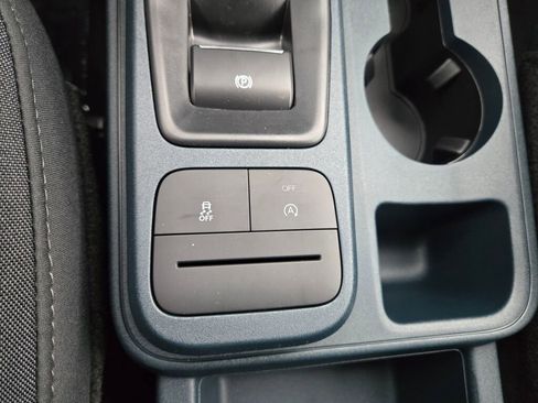 New 2026 Ford Maverick XL AWD/4WD image 17