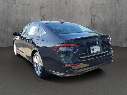 New 2026 Honda Accord LX image 4