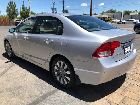 Used 2011 Honda Civic EX-L image 4