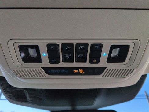 Used 2023 Ford Explorer Platinum w/ Technology Package image 11