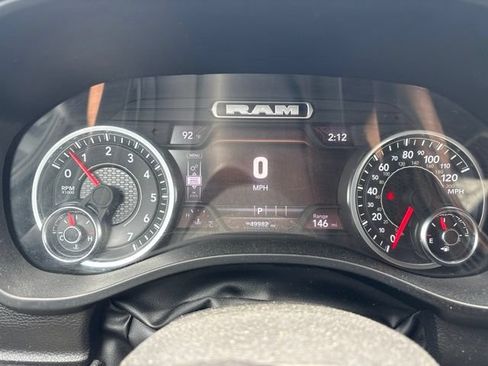 Used 2025 RAM 1500 Laramie AWD/4WD image 11