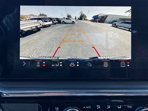 Used 2024 GMC Sierra 2500 Denali Ultimate w/ Max Trailering Package AWD/4WD image 43