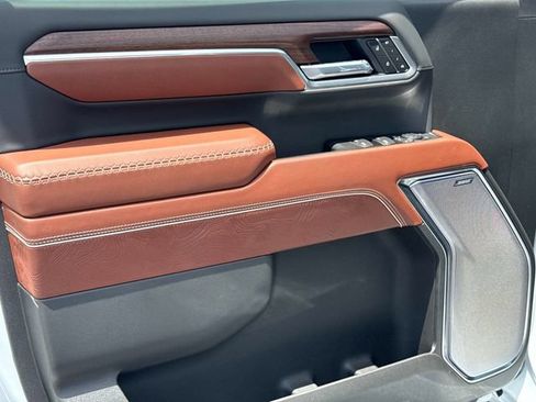 New 2026 GMC Sierra 2500 Denali Ultimate AWD/4WD image 14