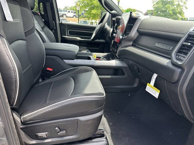New 2026 RAM 3500 Laramie AWD/4WD image 15