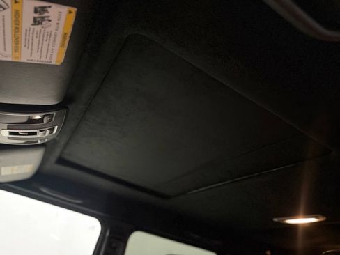 Used 2016 Mercedes-Benz G 63 AMG 4MATIC image 23