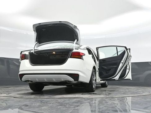 Used 2025 Nissan Altima 2.5 S FWD image 43