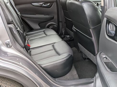 Used 2022 Nissan Rogue Sport SL image 20