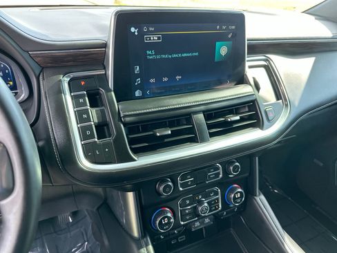 Used 2023 Chevrolet Tahoe Z71 w/ Z71 Off-Road Package image 16