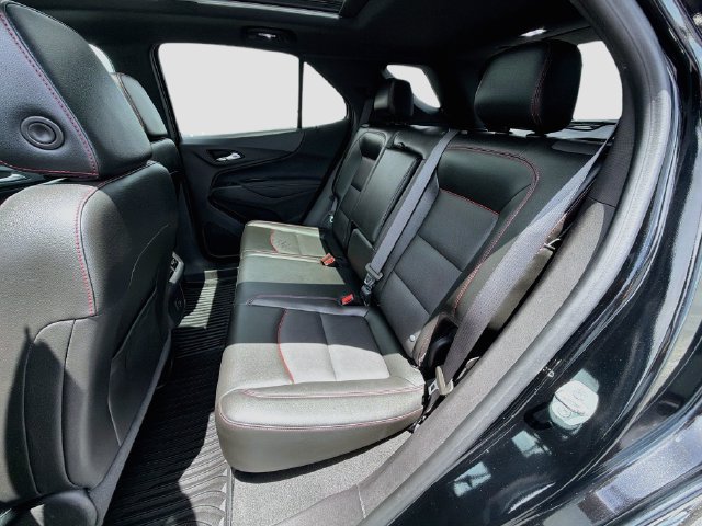 Used 2024 Chevrolet Equinox RS w/ RS Leather Package AWD/4WD image 26