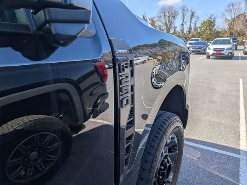 Used 2024 Ford F250 Lariat w/ Sport Appearance Package image 12
