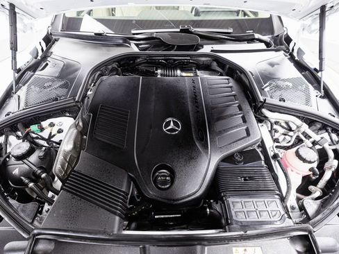 Used 2025 Mercedes-Benz S 580e 4MATIC Sedan image 35