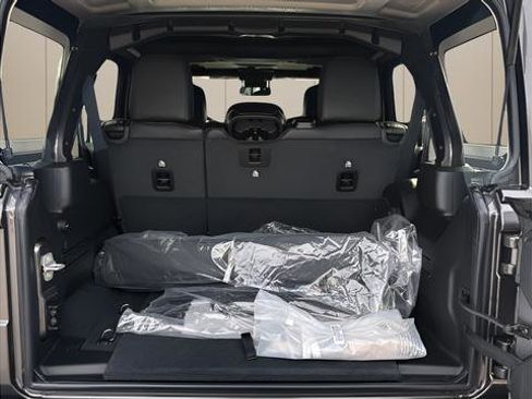 New 2026 Jeep Wrangler Unlimited Rubicon 392 image 14
