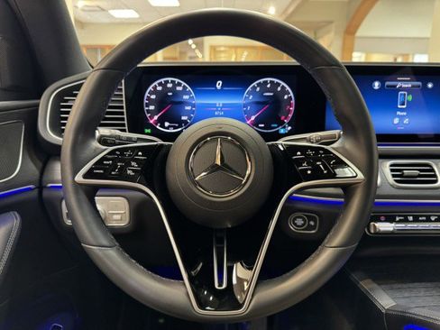 Certified 2025 Mercedes-Benz GLE 350 4MATIC image 8