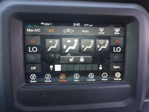 Used 2021 Jeep Gladiator Sport AWD/4WD image 11