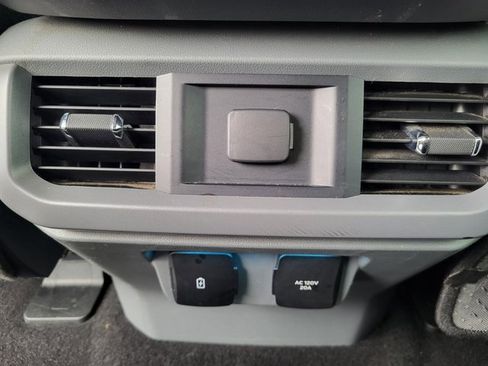 Used 2024 Ford F150 XLT w/ Mobile Office Package image 15