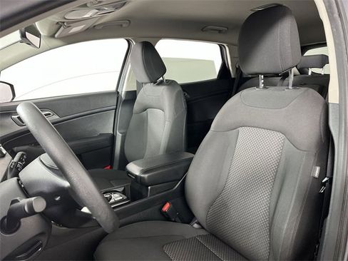 Certified 2023 Kia Sportage LX image 11