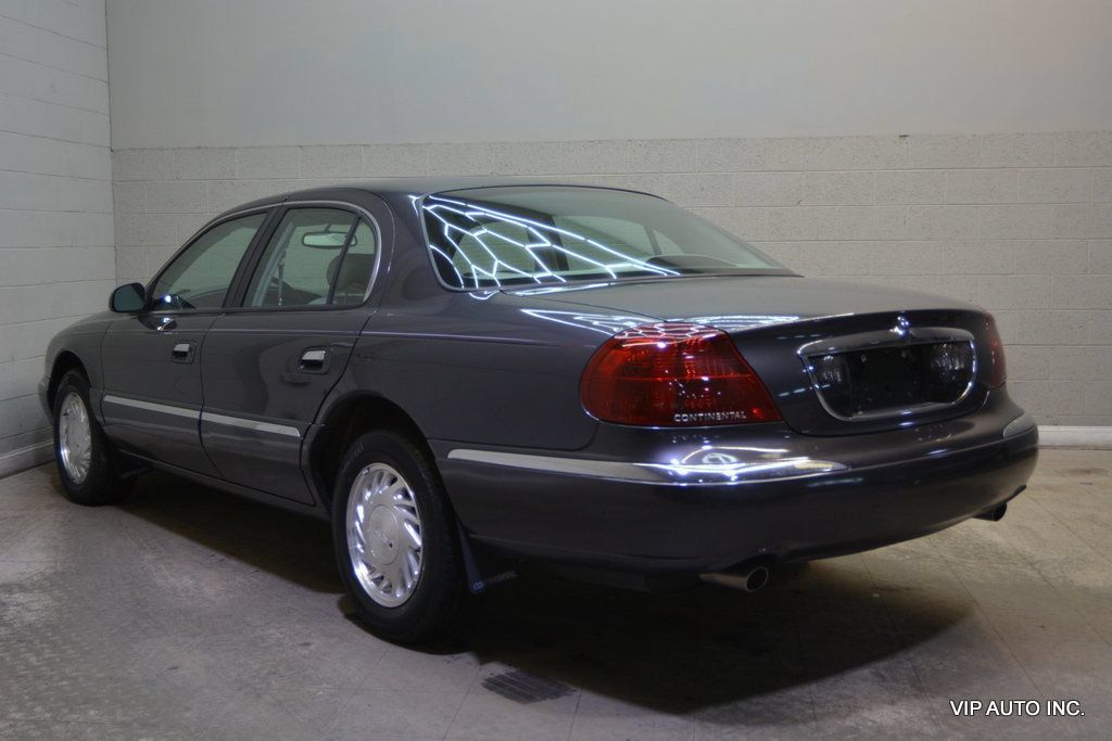 Used 1998 Lincoln Continental FWD image 3