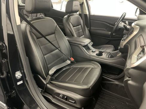 Used 2021 GMC Acadia Denali w/ GMC Pro Grade Package AWD/4WD image 23