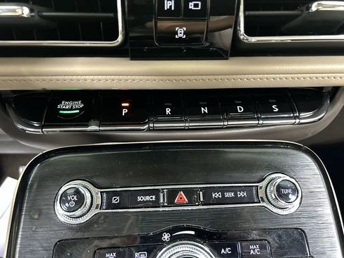 Used 2023 Lincoln Nautilus Reserve w/ Equipment Group 201A AWD/4WD image 18