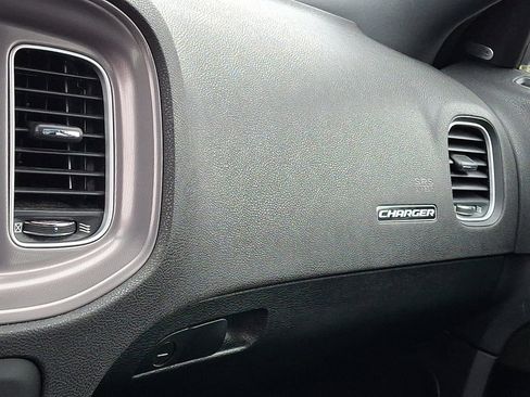 Used 2023 Dodge Charger SXT image 31