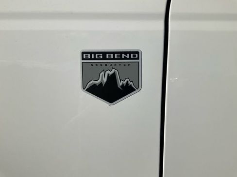 New 2025 Ford Bronco Big Bend w/ Black Diamond Package AWD/4WD image 9