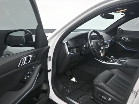 Used 2019 BMW X5 xDrive40i w/ Convenience Package AWD/4WD image 10