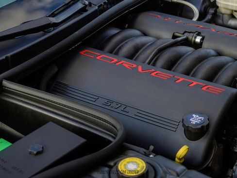 Used 2003 Chevrolet Corvette Convertible w/ Preferred Equipment Group1 RWD image 26