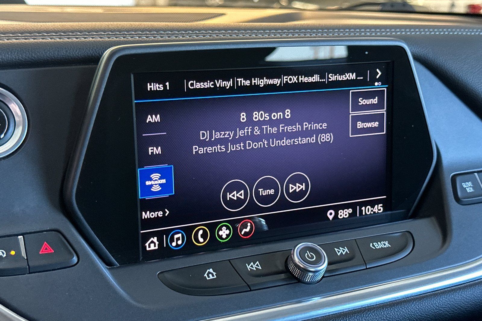 Used 2021 Chevrolet Blazer LT FWD image 18