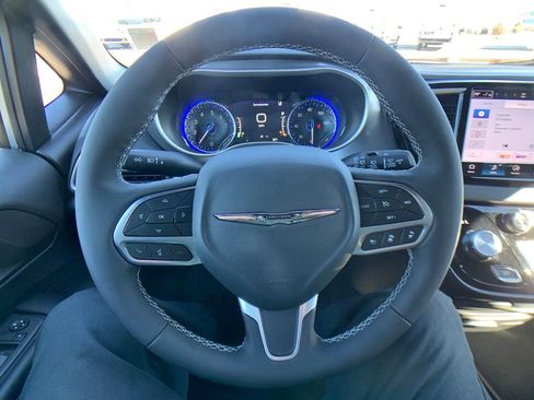 New 2026 Chrysler Voyager LX image 14