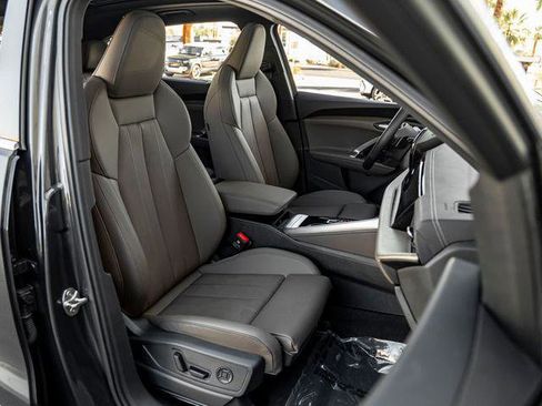 Certified 2025 Audi Q5 Premium Plus w/ Premium Plus AWD/4WD image 31
