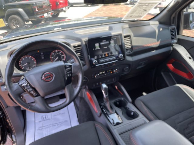 Used 2023 Nissan Frontier PRO-4X w/ Pro Convenience Package AWD/4WD image 16