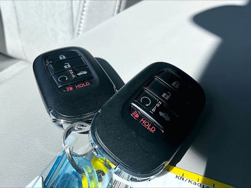 Used 2025 Honda Accord SE image 14