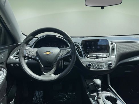 Used 2024 Chevrolet Malibu LT FWD image 25