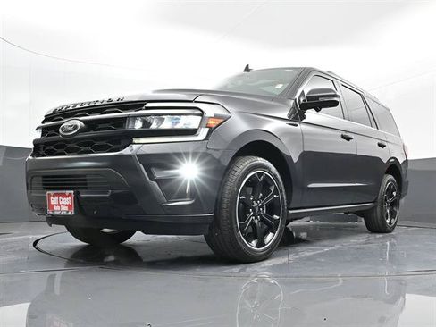 Certified 2023 Ford Expedition Limited RWD image 35