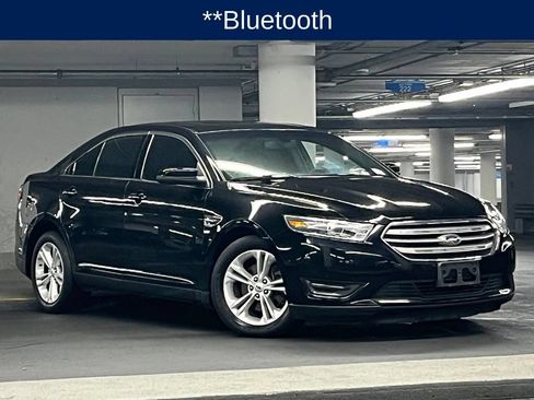 Used 2016 Ford Taurus SEL w/ Equipment Group 201A FWD image 2