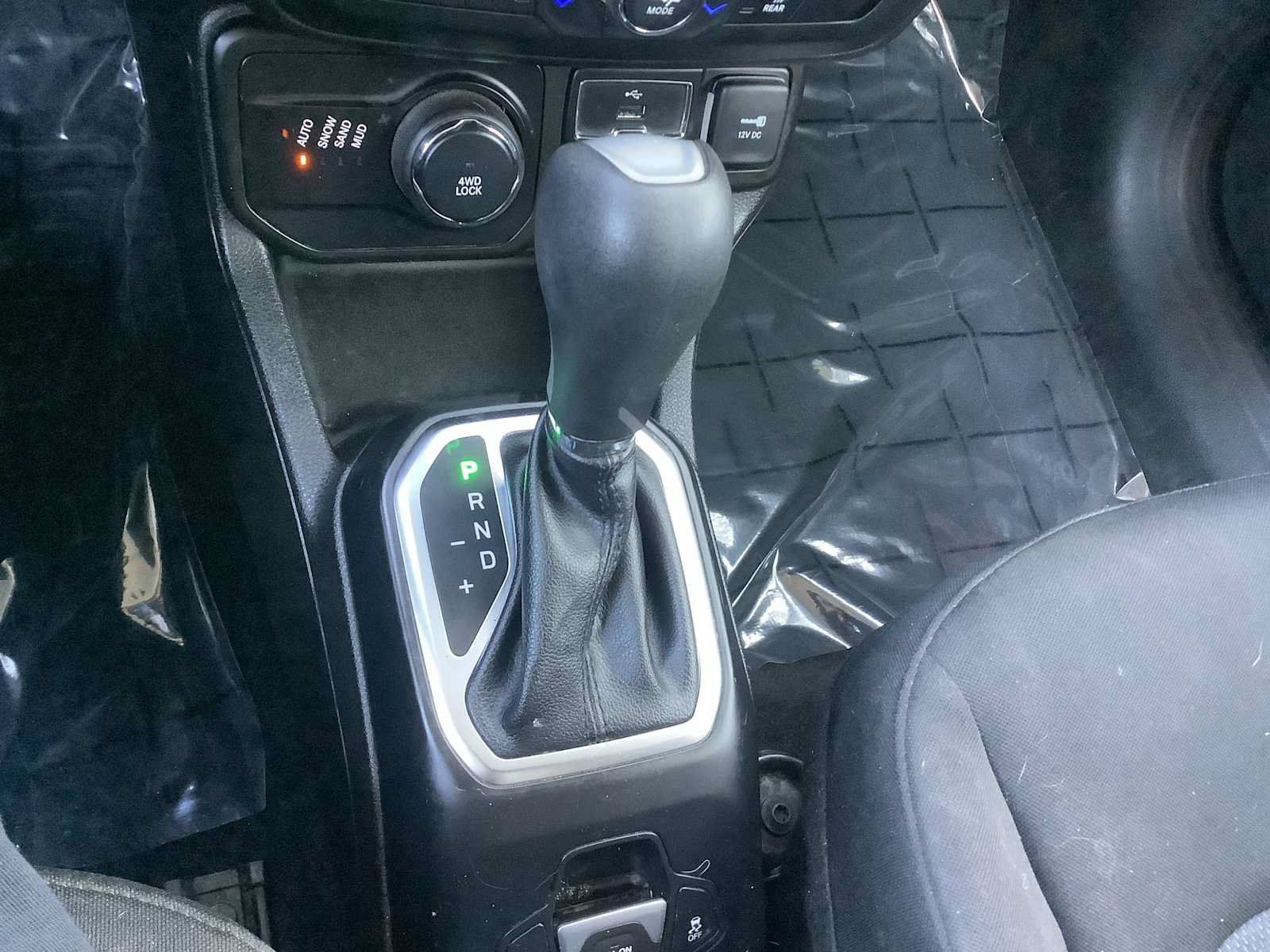 Used 2018 Jeep Renegade Sport w/ Power & Air Group AWD/4WD image 17