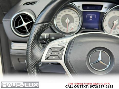 Used 2015 Mercedes-Benz SL 550 w/ White Arrow Edition image 29