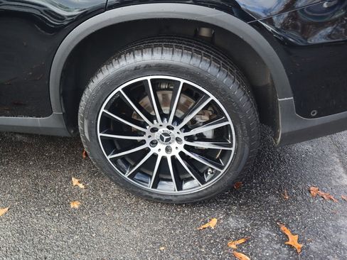 Certified 2022 Mercedes-Benz GLC 300 image 9