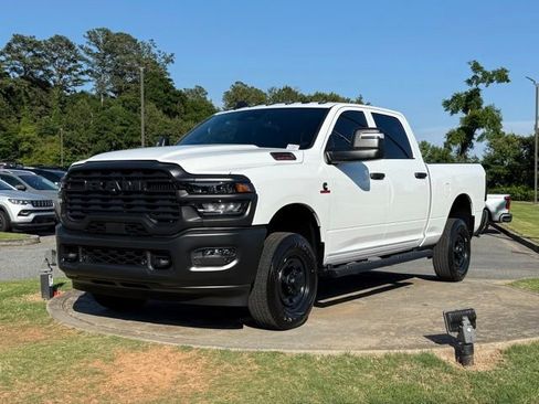 New 2026 RAM 2500 Tradesman AWD/4WD image 3