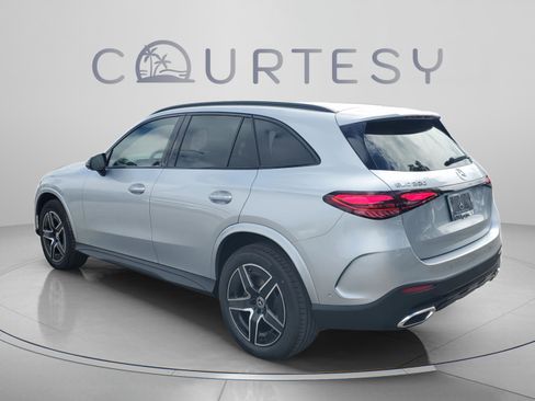 Certified 2026 Mercedes-Benz GLC 300 image 3