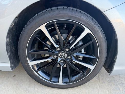 Used 2020 Toyota Camry XSE image 9