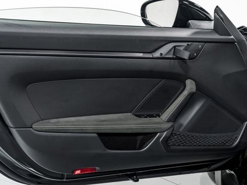 Used 2025 Porsche 911 GT3 RS image 9